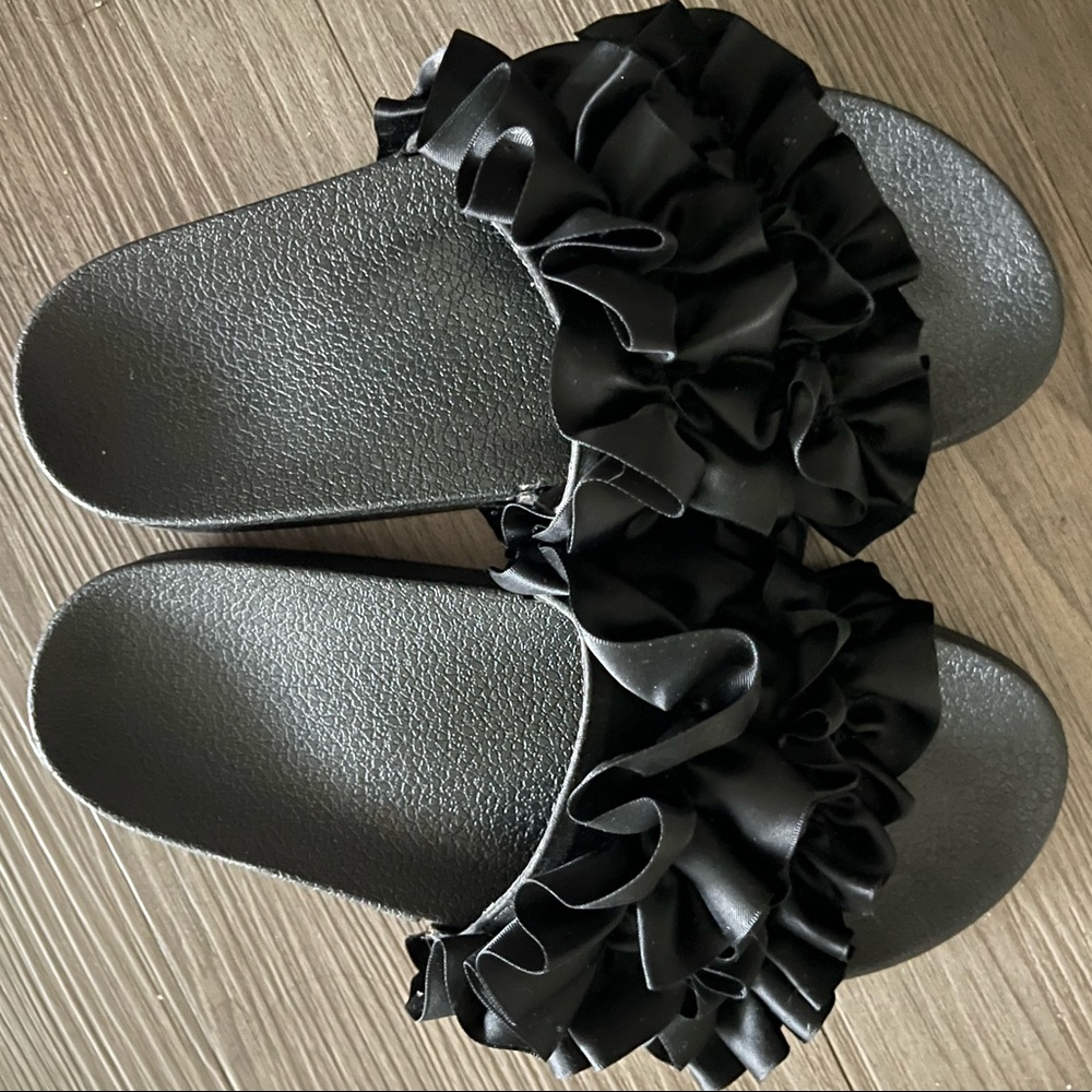 Black Ruffle Slides Sandals Flats